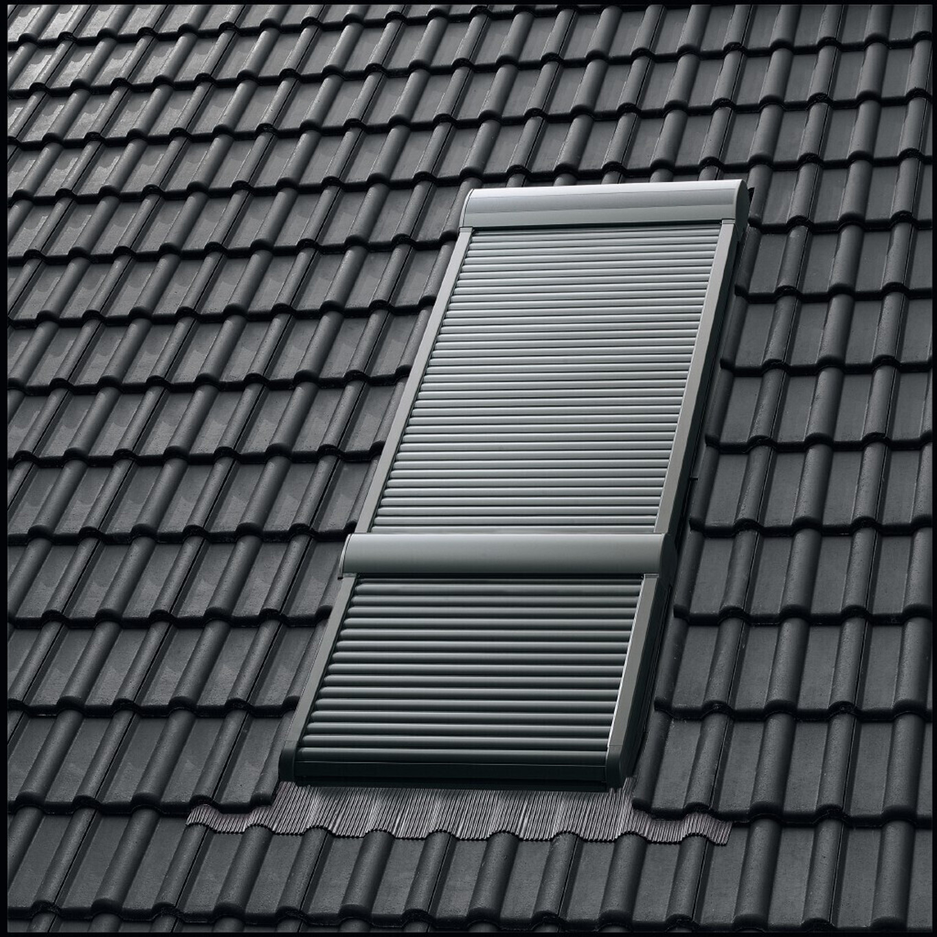 Velux Elektro-Rollladen SMG PK10 – Effiziente Lichtregulierung und Sicherheit