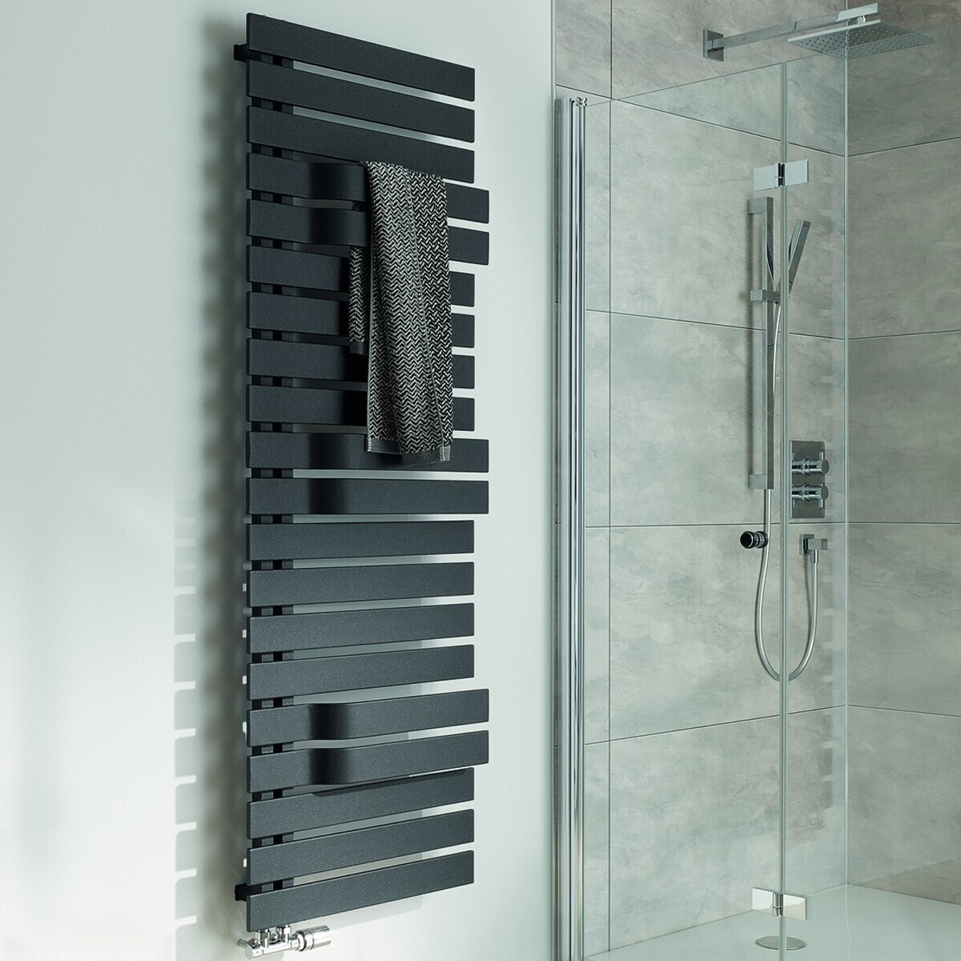 HSK Yenga Plus Heizkörper - Graphitschwarz (HxB: 1742 x 600 mm)